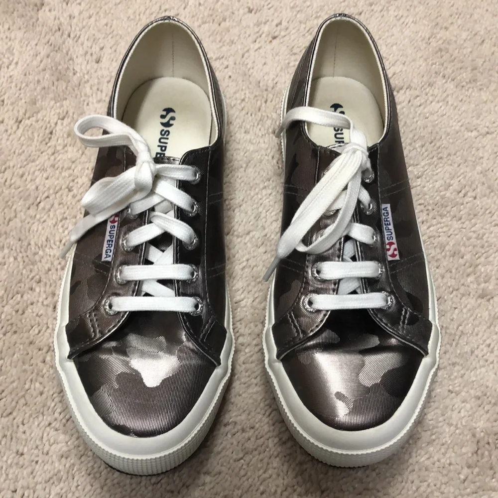 Superga 2750 Army Chrome Size 7